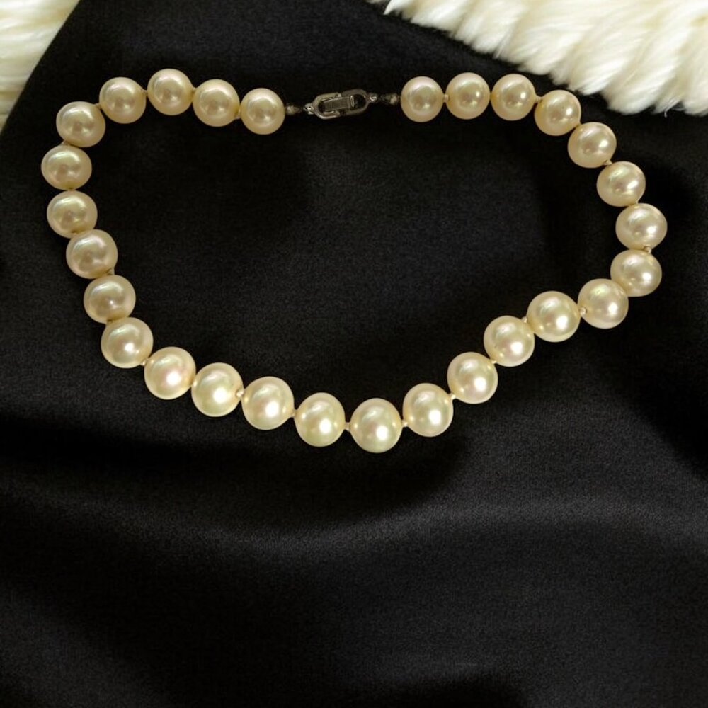 Vintage Dior Faux Pearl Choker (14")